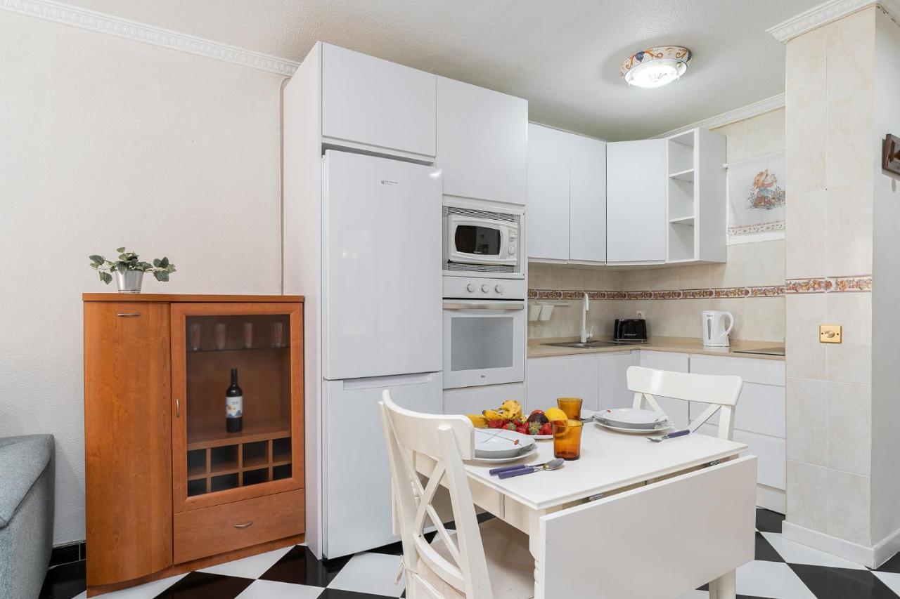 Appartement Blonzu Guinea à Benalmádena Extérieur photo